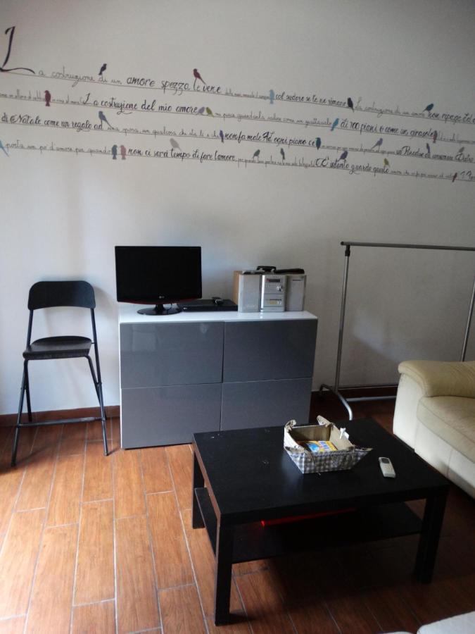 A Casa Di Delia - Stazione Fidene Apartment Рим Екстериор снимка